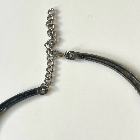 🇿🇦 handmade silver engraved details & marble turquoise statement necklace - Picture 15 of 17